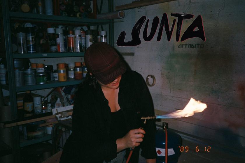 Junta studio